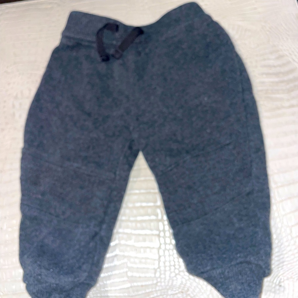 Gray infant joggers 3-6 month